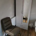 Direct Travel Vandrarhem *