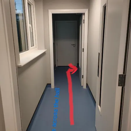 Direct Travel 코크