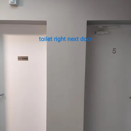 אכסניה Direct Travel קורק