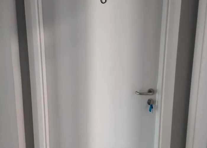 Direct Travel Hostel