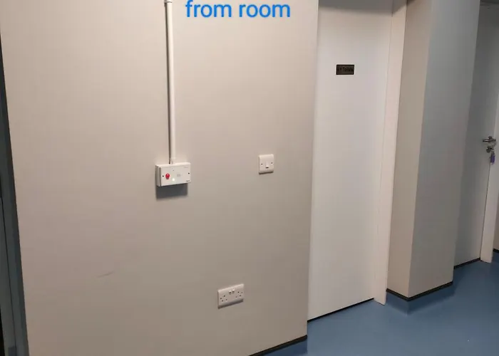 Hostel Direct Travel *